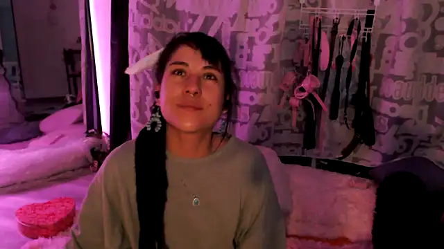 Hellen dumont online show from March 12, 2026, 10:49 pm