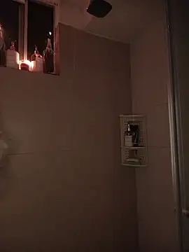 Hellen dumont online show from April 17, 2026, 2:25 am