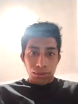 Flaquito pitudo online show from December 1, 2024, 6:08 pm