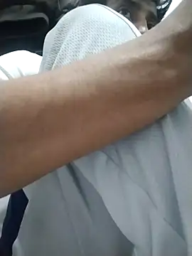 Flaquito pitudo online show from December 14, 2024, 6:02 am