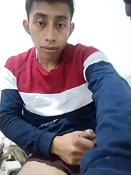 Flaquito pitudo online show from December 17, 2024, 11:39 am