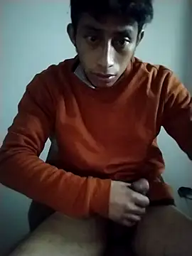 Flaquito pitudo online show from January 12, 2025, 7:43 am