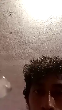 Flaquito pitudo online show from September 28, 2025, 11:32 pm