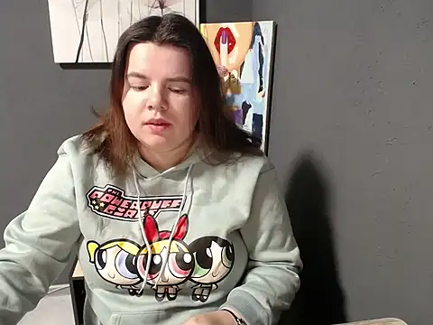 so shy online show from February 7, 2025, 7:18 am