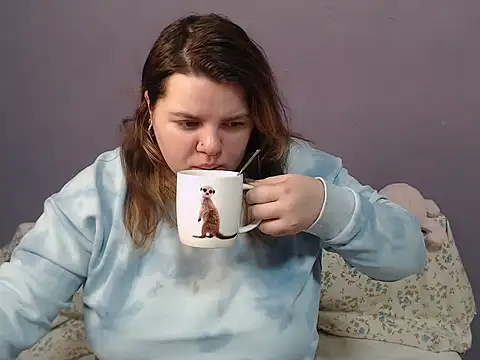 so shy online show from November 29, 2025, 7:22 am