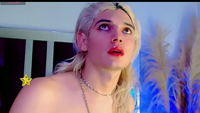 Snapshot of honey_skin chatting on May 31, 2026, 8:32 am honey skin online show from May 31, 2026, 8:32 am