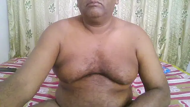 Beargryzzly online show from December 18, 2024, 6:21 am