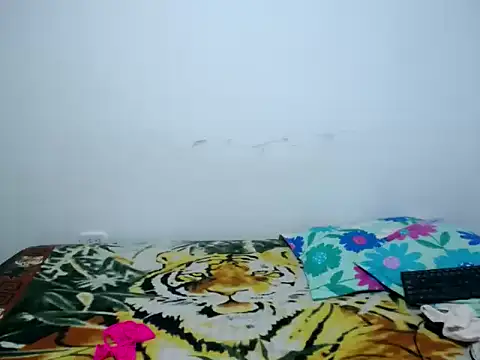  katerin love1 online show from November 19, 2025, 5:07 am