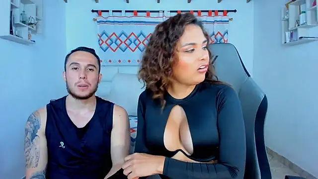 Snapshot of xxx_sweet_couple_ chatting on December 22, 2024, 7:00 am xxx sweet couple online show from December 22, 2024, 7:00 am