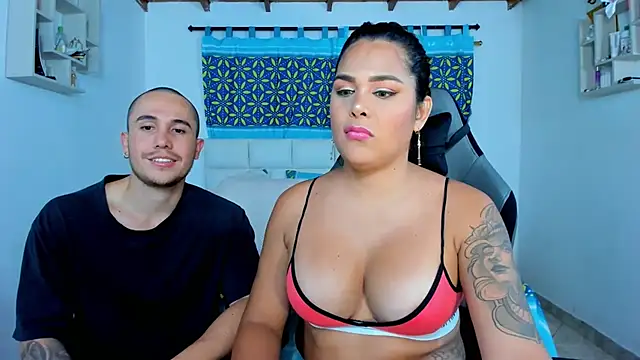 Snapshot of xxx_sweet_couple_ chatting on February 9, 2025, 4:46 am xxx sweet couple online show from February 9, 2025, 4:46 am