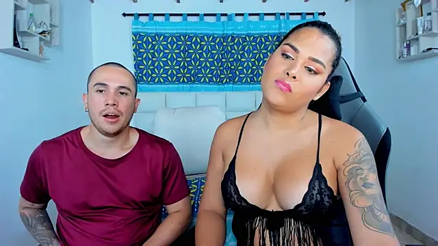 Snapshot of xxx_sweet_couple_ chatting on February 13, 2025, 4:43 am xxx sweet couple online show from February 13, 2025, 4:43 am