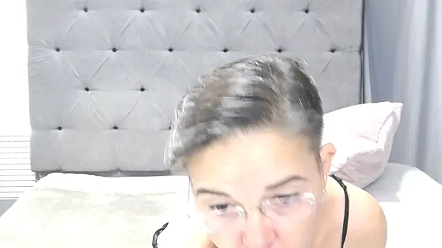 StaceyDarling online show from October 23, 2025, 4:39 pm