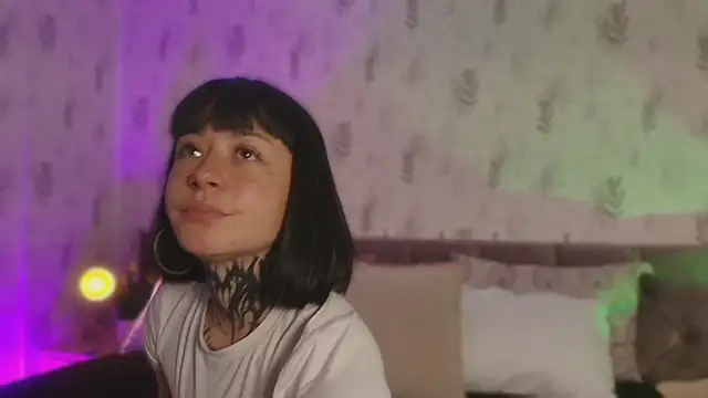 Scolw online show from October 27, 2025, 8:02 pm