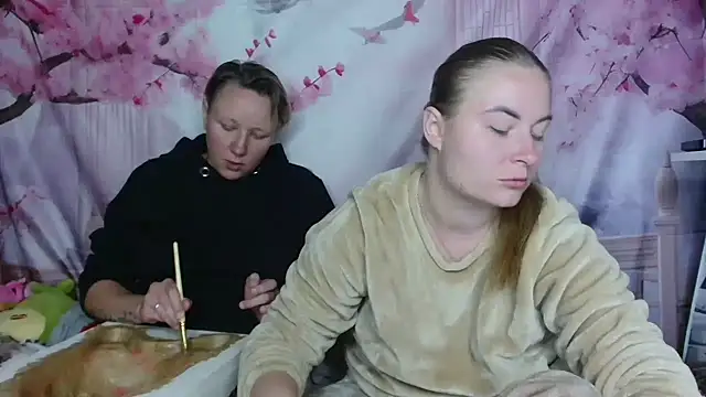 ElenaMaeer online show from September 25, 2025, 2:54 pm