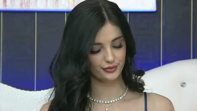 SophiaVilner online show from December 20, 2024, 10:32 pm
