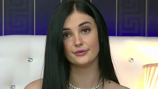 SophiaVilner online show from January 2, 2025, 7:18 pm