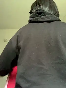 KeyshaRous online show from December 9, 2024, 11:26 am