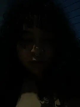 Kimberliprivv online show from March 28, 2026, 4:34 am