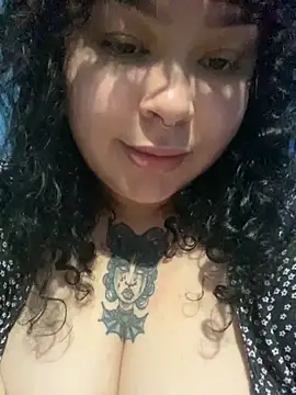 Snapshot of Kimberliprivv chatting on June 9, 2026, 3:34 pm Kimberliprivv online show from June 9, 2026, 3:34 pm