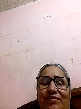  candi online show from November 30, 2025, 2:26 am