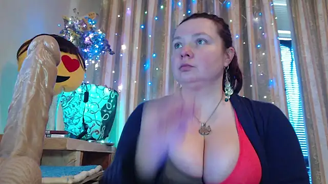 amorelara online show from March 8, 2026, 7:34 am