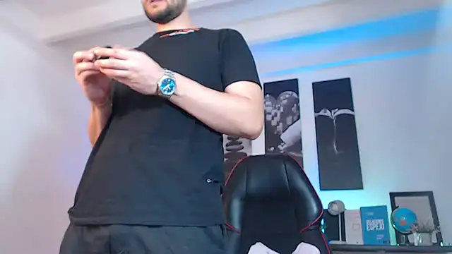 Jerry hot1 online show from February 18, 2025, 3:10 pm