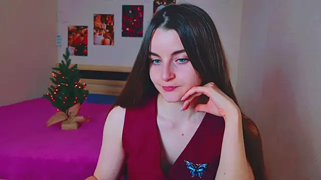 Miss Arwen online show from December 19, 2024, 8:02 am