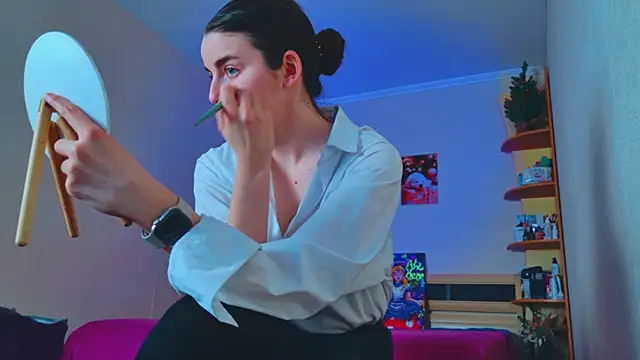 Miss Arwen online show from January 13, 2025, 3:23 am