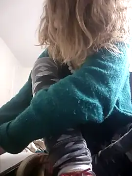 AriellaTaylor online show from December 18, 2024, 8:42 am