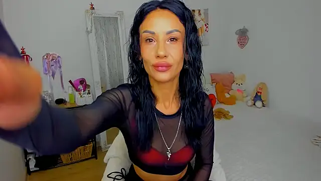Snapshot of Blackeyeslady chatting on June 17, 2026, 4:41 pm Blackeyeslady online show from June 17, 2026, 4:41 pm