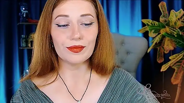 Snapshot of MissBeverlyMills chatting on July 10, 2026, 7:45 am MissBeverlyMills online show from July 10, 2026, 7:45 am