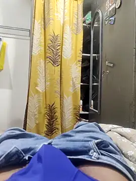 Snapshot of Believerrrr chatting on April 3, 2026, 10:30 pm Believerrrr online show from April 3, 2026, 10:30 pm