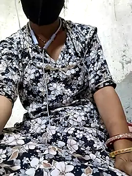 Anushka Ji online show from February 24, 2026, 7:39 am