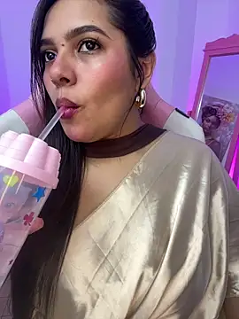 krishaa  online show from April 20, 2026, 8:43 pm