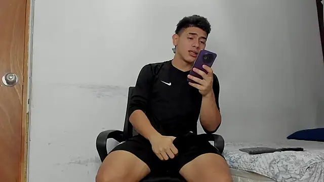 andrew rose  online show from March 30, 2026, 5:25 pm