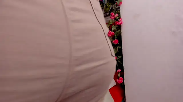 Elianissquirt online show from January 15, 2025, 12:36 pm