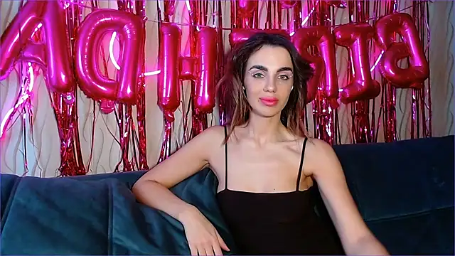 Snapshot of Find_My_Grace chatting on February 9, 2026, 3:10 am Find My Grace online show from February 9, 2026, 3:10 am