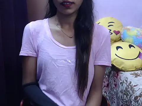 Angel kiyara online show from October 17, 2025, 6:54 pm