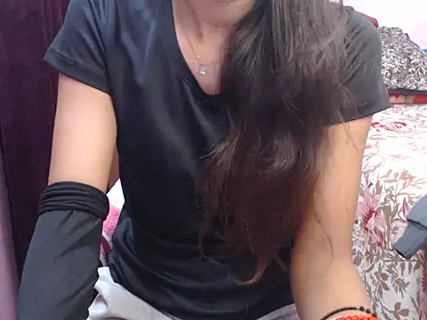 Angel kiyara online show from December 19, 2025, 7:21 pm