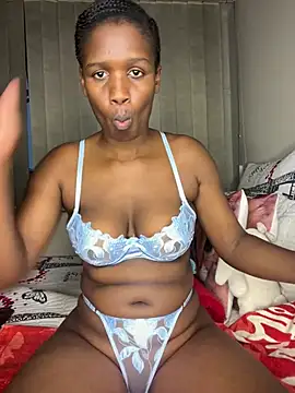 Snapshot of Kinkyy_ chatting on January 22, 2025, 3:20 am Kinkyy online show from January 22, 2025, 3:20 am