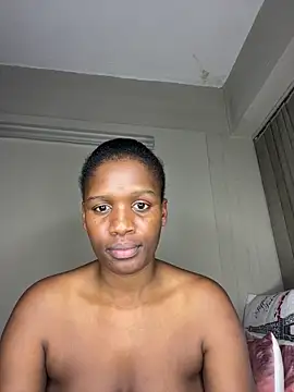 Snapshot of Kinkyy_ chatting on February 3, 2025, 1:09 am Kinkyy online show from February 3, 2025, 1:09 am