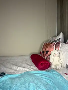 Snapshot of Kinkyy_ chatting on February 4, 2025, 3:54 am Kinkyy online show from February 4, 2025, 3:54 am