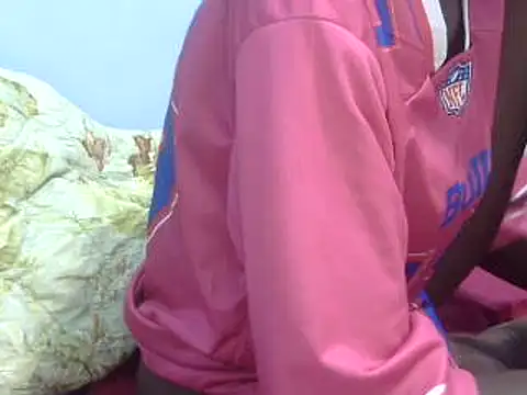 sweet-bery online show from March 20, 2025, 2:53 pm