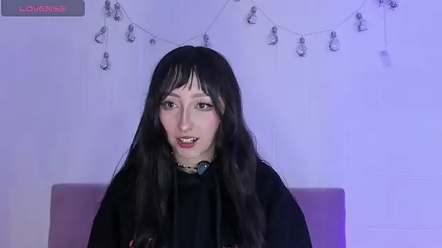 Snapshot of v1cky_ chatting on May 26, 2026, 1:12 am v1cky online show from May 26, 2026, 1:12 am