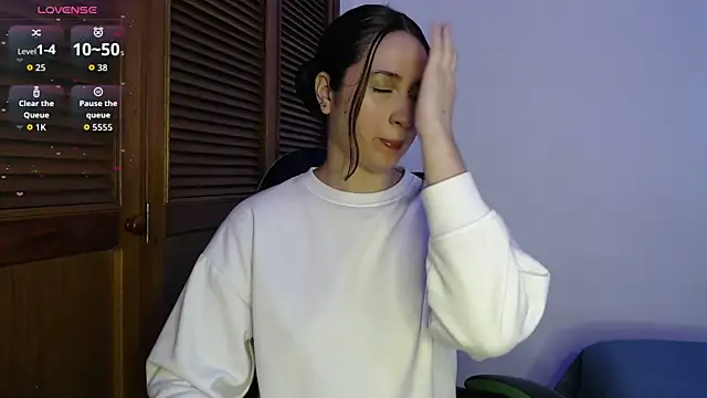 sofiaduque 26 online show from January 14, 2026, 8:03 pm