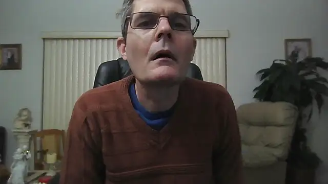 Copfiremen4566 online show from October 8, 2025, 5:05 am