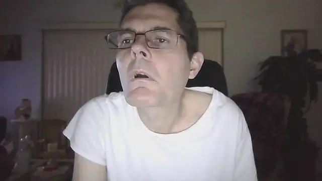 Copfiremen4566 online show from October 10, 2025, 3:49 am