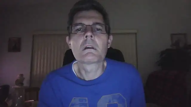 Copfiremen4566 online show from October 16, 2025, 3:51 am