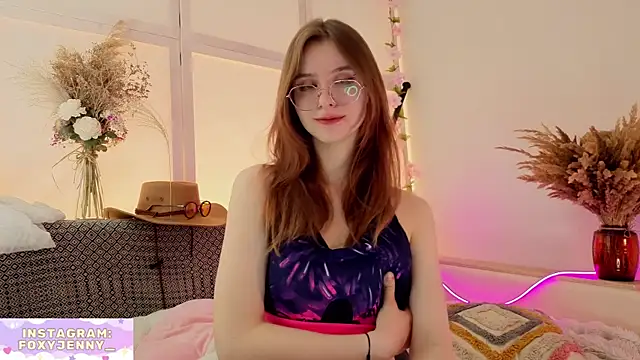 Snapshot of JennyDilly chatting on May 2, 2026, 7:30 pm JennyDilly online show from May 2, 2026, 7:30 pm