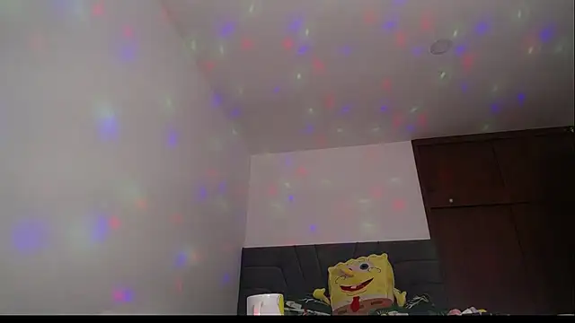 Yinn Silver online show from November 22, 2025, 10:47 am